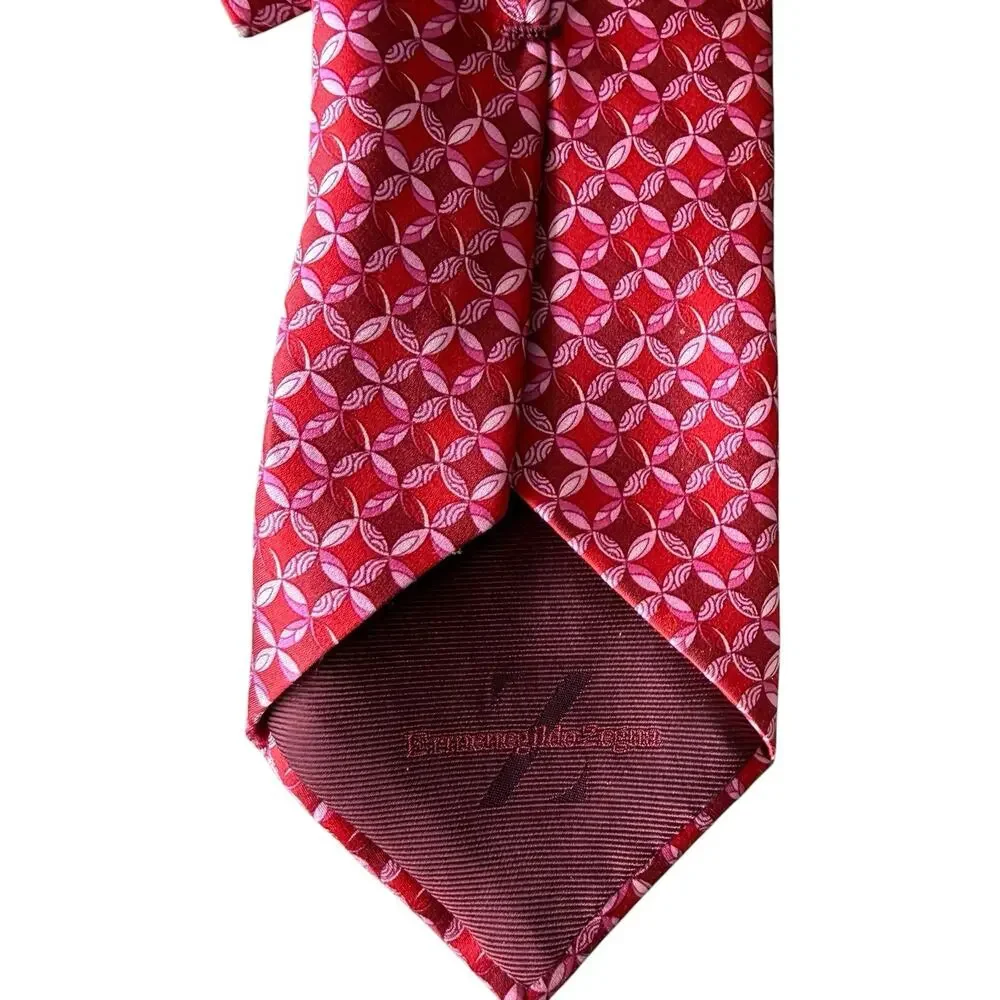 Ermenegildo Zegna Modern 3” Red Geometric Silk Tie